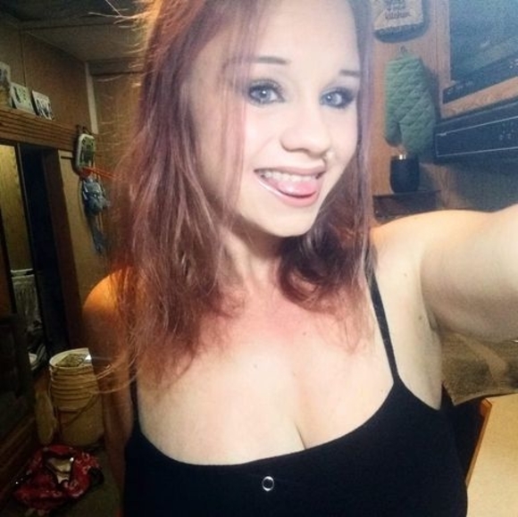 Meet your Posher, Tiffany - Picture 1 of 1